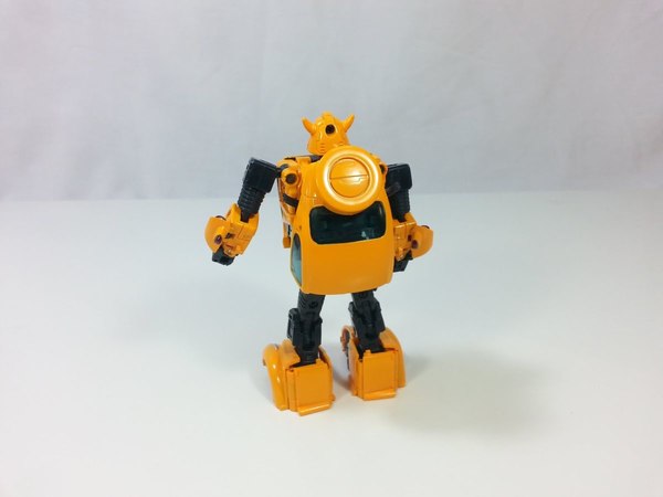 Hasbro Edition Masterpiece Bumblebee And Spike Video Review And Gallery 16 (16 of 51)